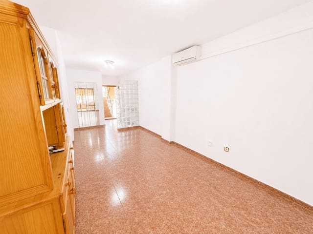 3 Zimmer Apartment zu verkaufen in Centro - Muelle Pesquero, Torrevieja - 127.000 € (Ref: 9983414)