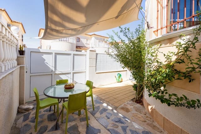 2 soveværelse Villa til salg i Aguas Nuevas, Torrevieja - € 189.900 (Ref: 9983422)
