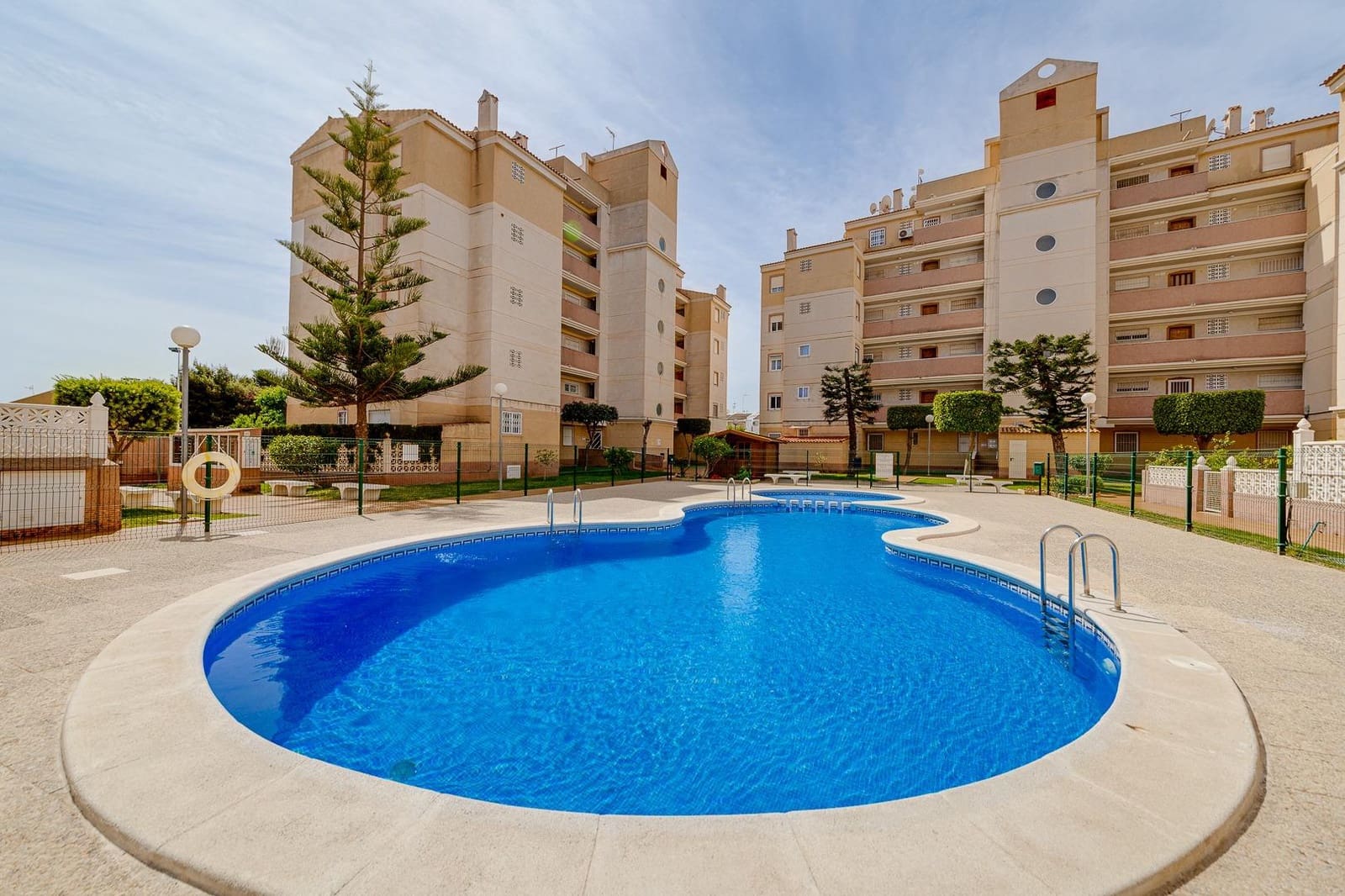 2 chambre Appartement à vendre à Torrevieja - 137 900 € (Ref: 9983423)