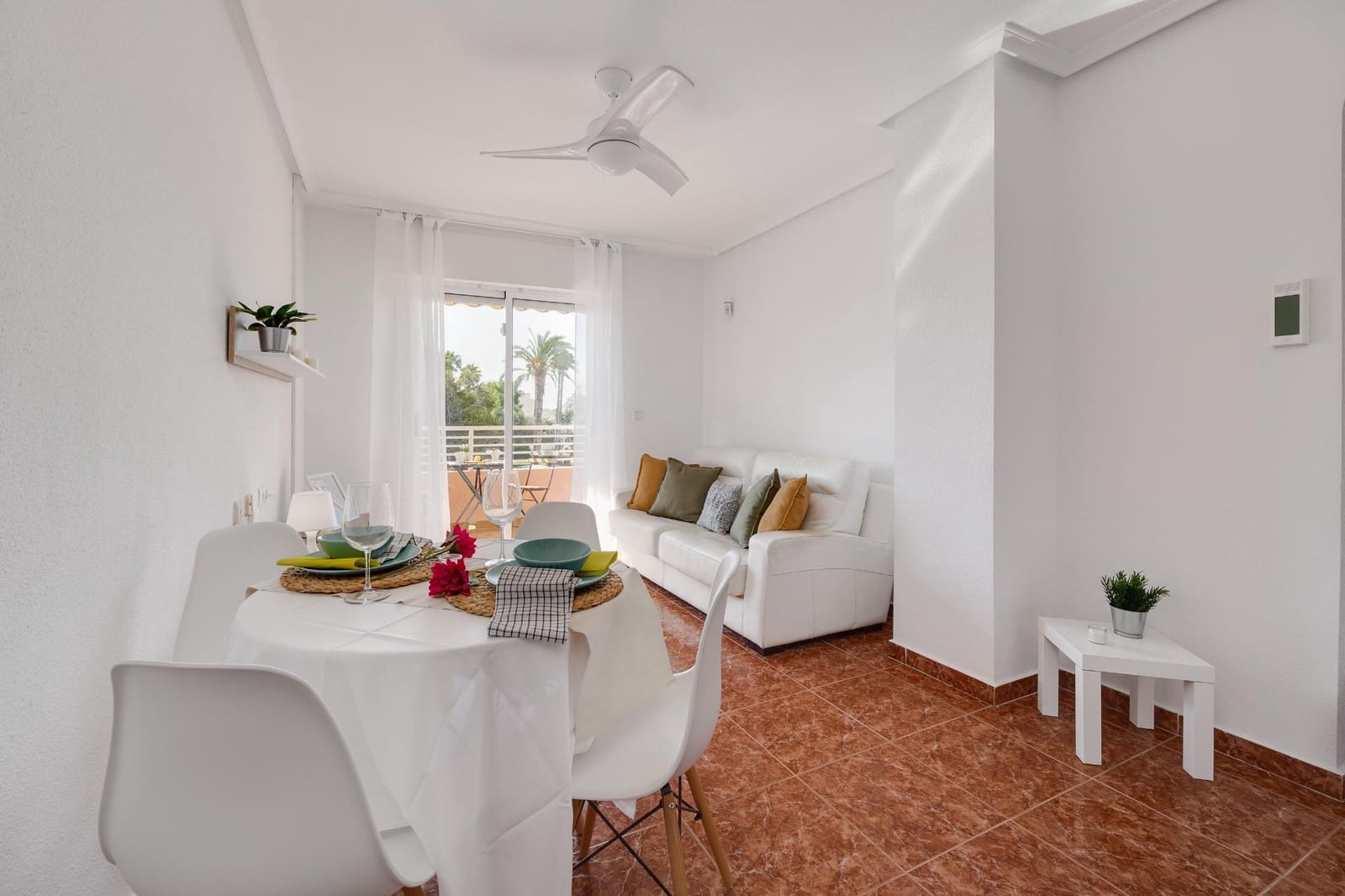 2 chambre Appartement à vendre à Torrevieja - 137 900 € (Ref: 9983423)