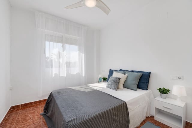 2 slaapkamer Appartement te koop in Nueva Torrevieja, Torrevieja - € 137.900 (Ref: 9983423)