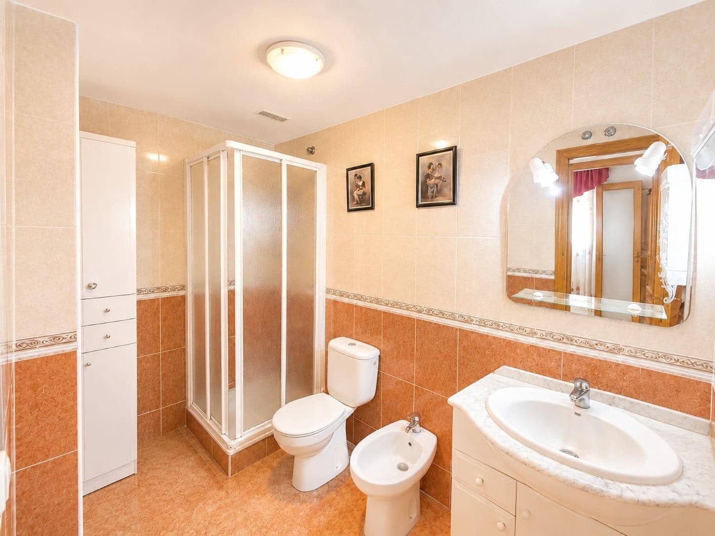 2 makuuhuone Huoneisto myytävänä paikassa Torrevieja - 127 000 € (Ref: 9983426)