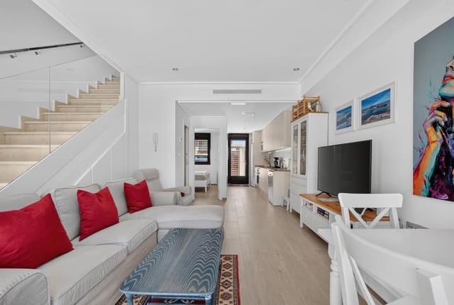 3 chambre Maison de Ville à vendre à El Chaparral - La Siesta - La Torreta, Torrevieja - 323 000 € (Ref: 9983429)