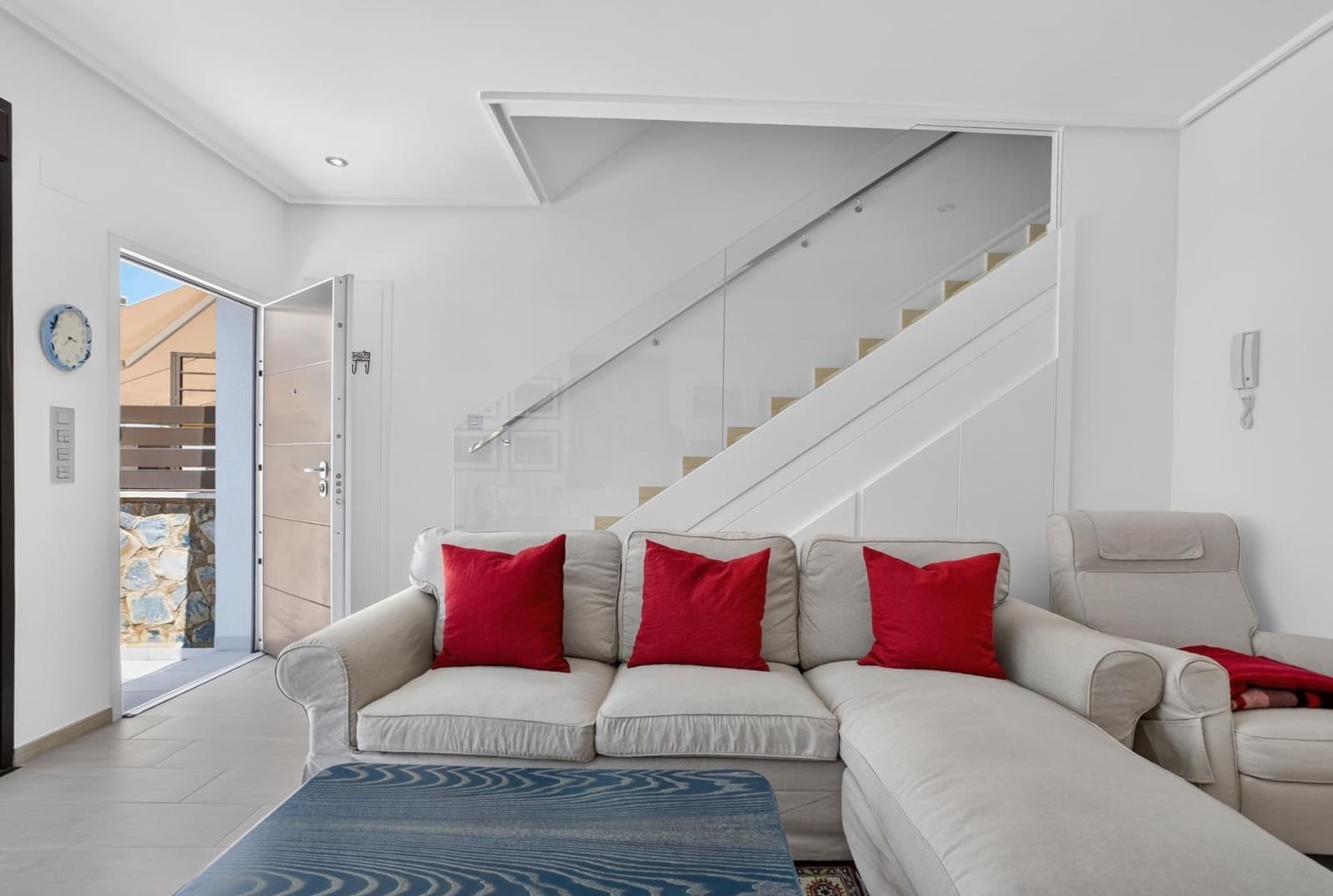 3 bedroom Townhouse for sale in Torrevieja - € 323,000 (Ref: 9983429)