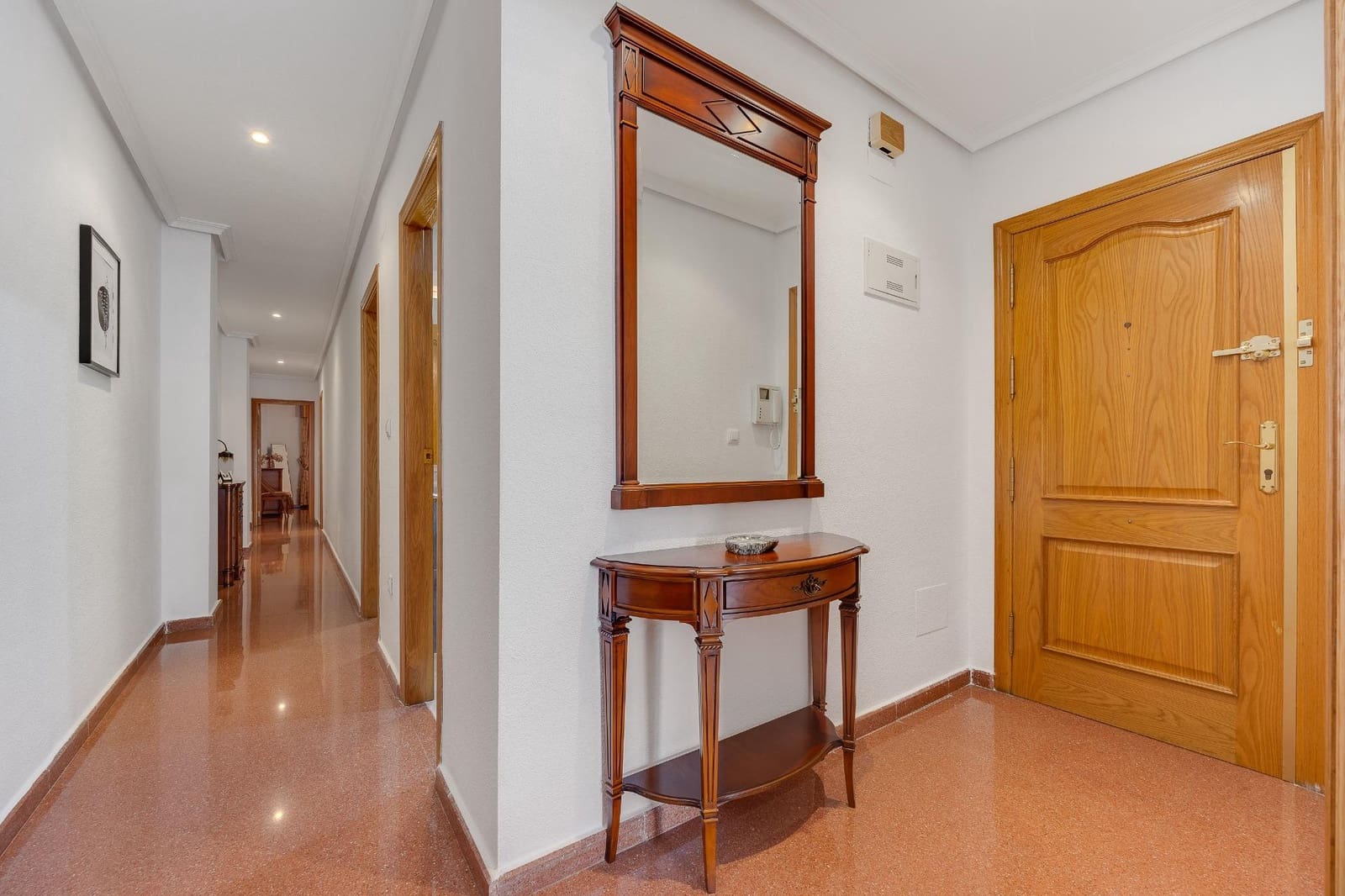 2 soverom Penthouse til salgs i Torrevieja - € 199 900 (Ref: 9983436)