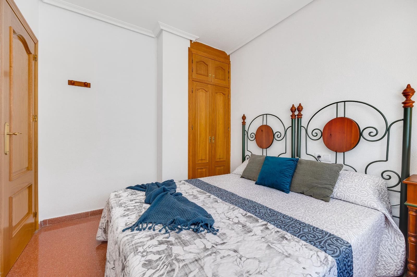2 soverom Penthouse til salgs i Torrevieja - € 199 900 (Ref: 9983436)