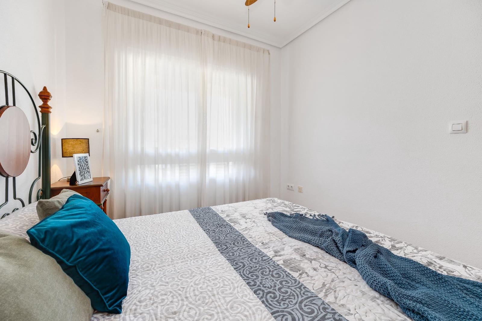 2 soverom Penthouse til salgs i Torrevieja - € 199 900 (Ref: 9983436)