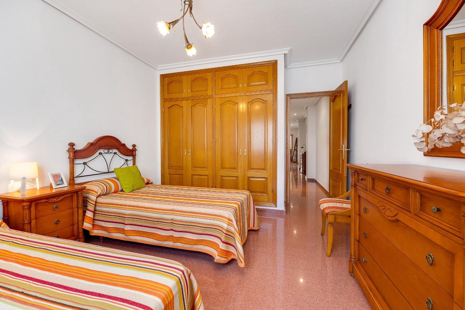 2 soverom Penthouse til salgs i Torrevieja - € 199 900 (Ref: 9983436)