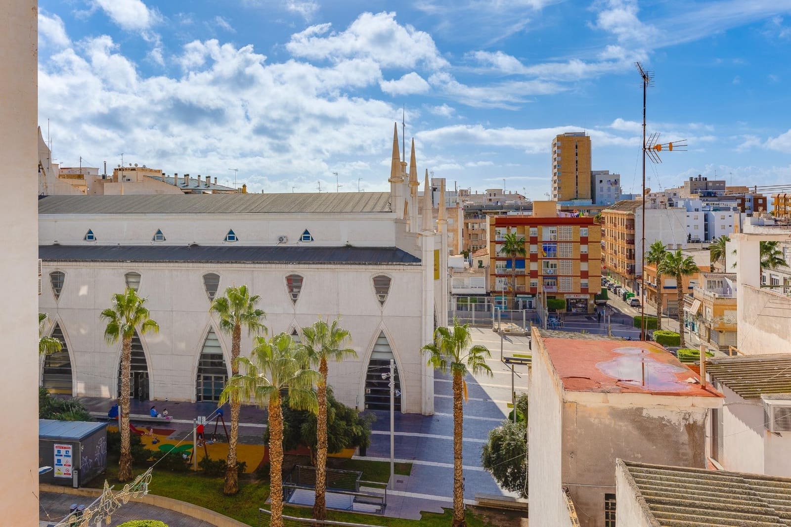 2 soverom Penthouse til salgs i Torrevieja - € 199 900 (Ref: 9983436)