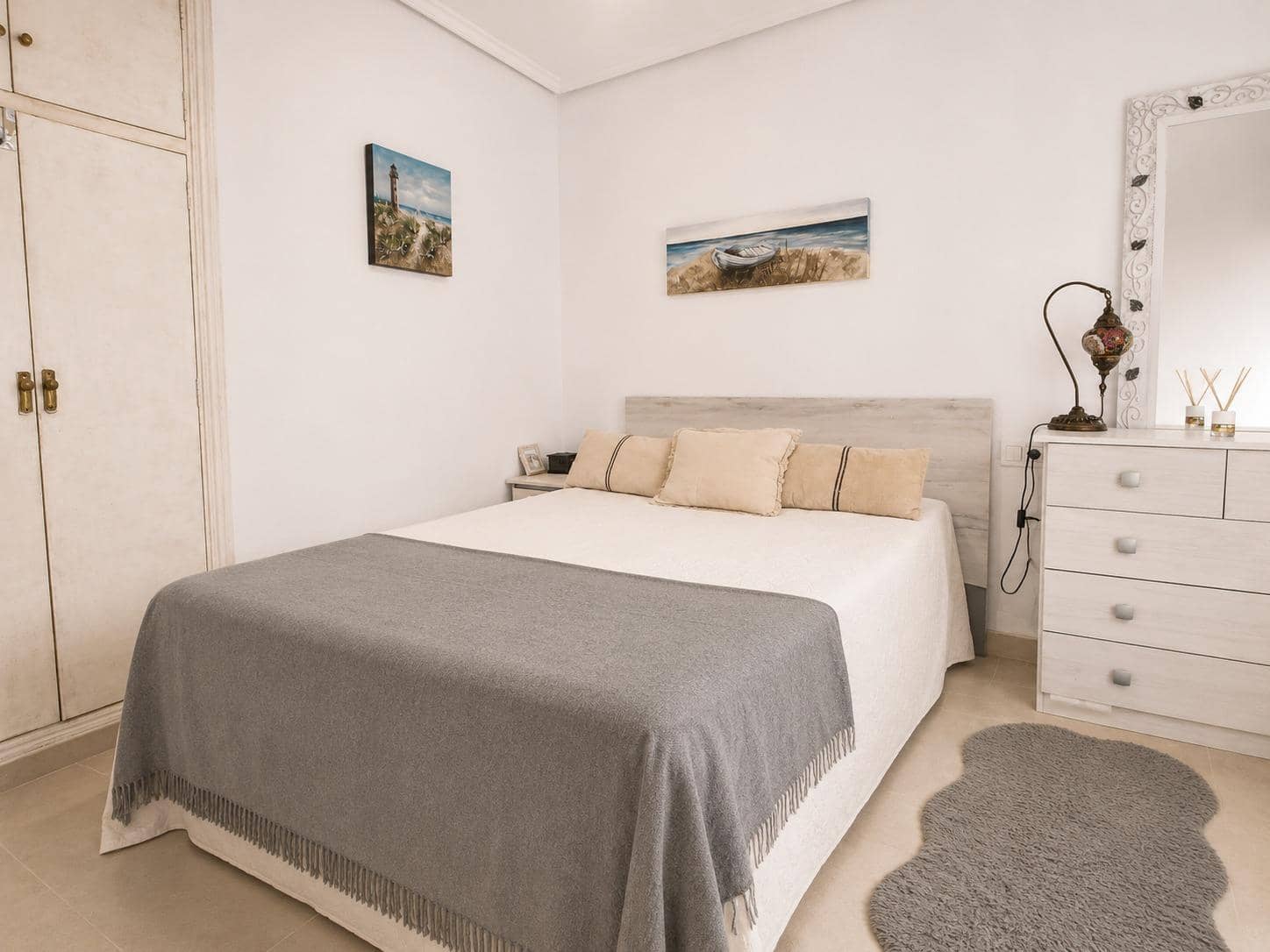 2 sovrum Lägenhet till salu i Torrevieja - 129 900 € (Ref: 9983438)
