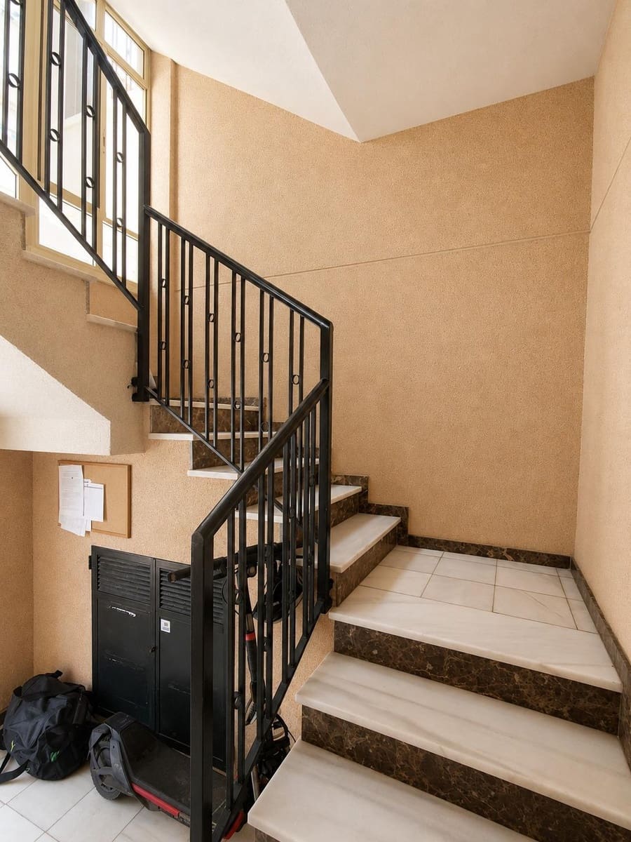 2 sovrum Lägenhet till salu i Torrevieja - 129 900 € (Ref: 9983438)