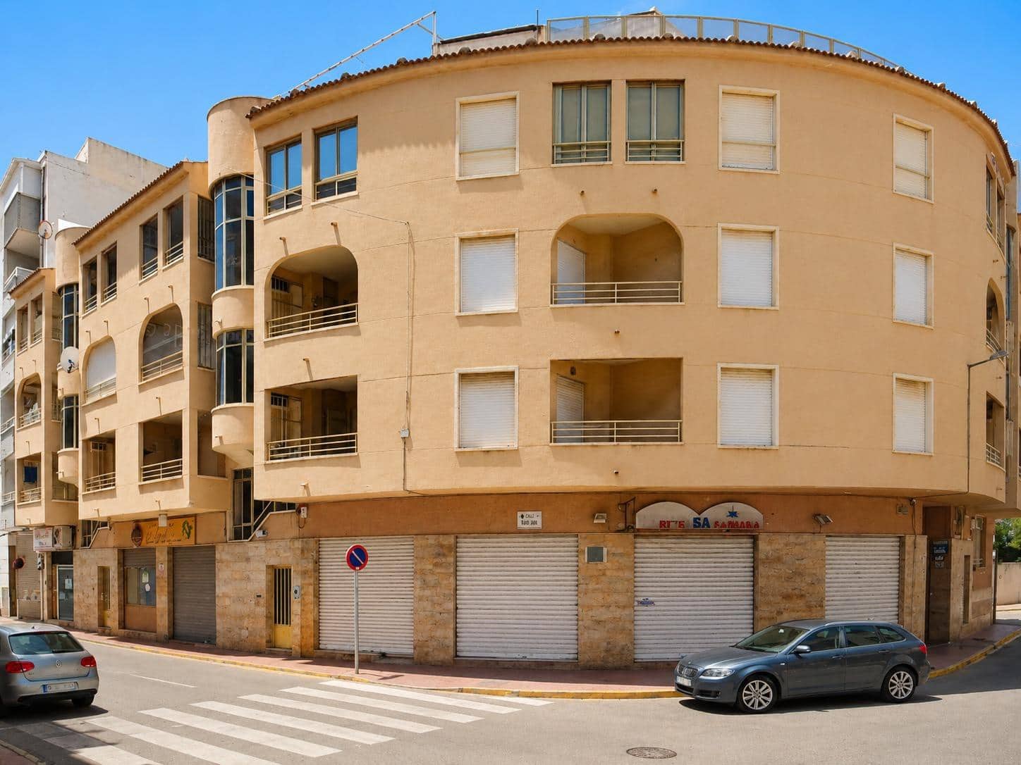 2 sovrum Lägenhet till salu i Torrevieja - 129 900 € (Ref: 9983438)