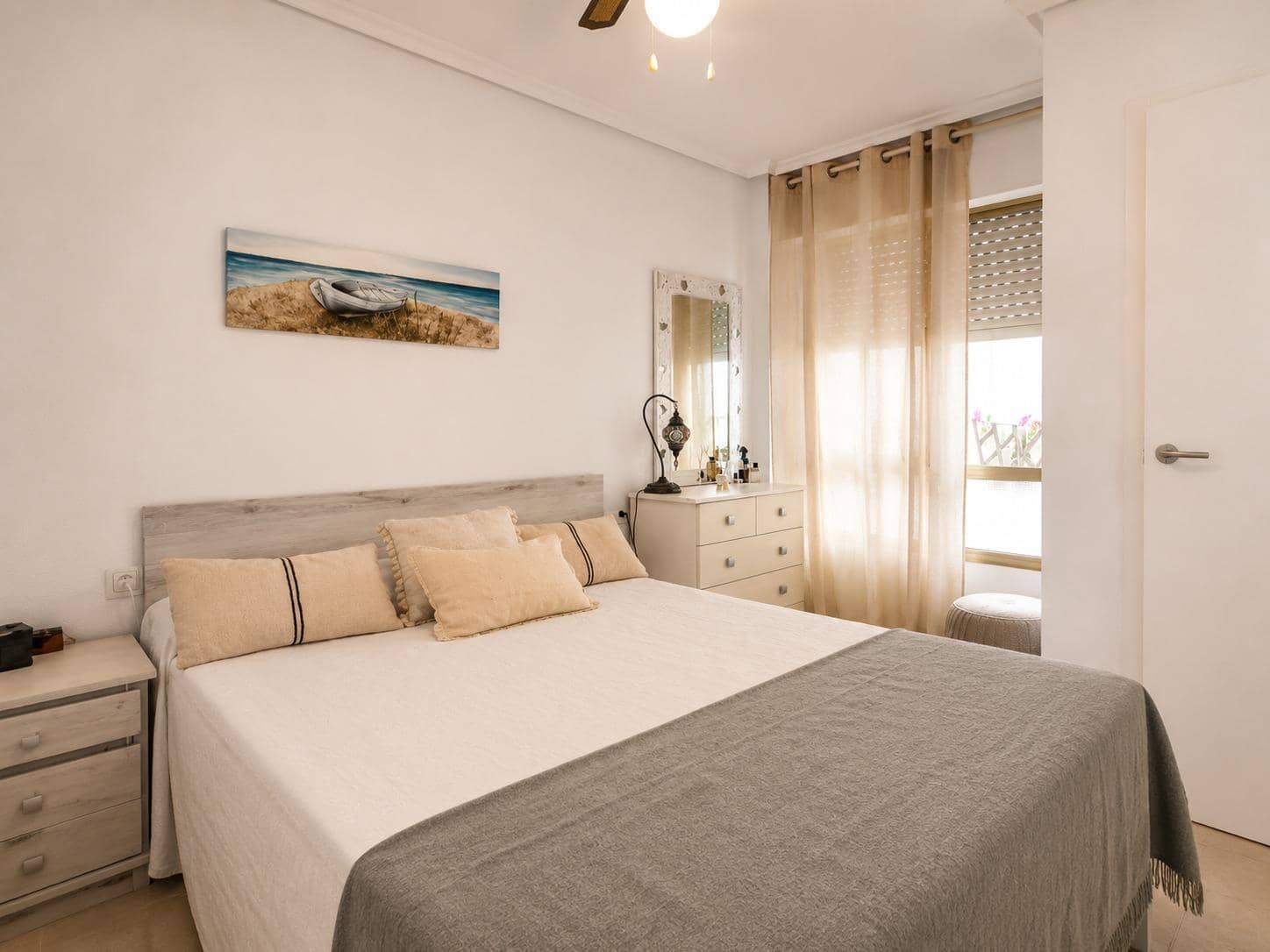 2 sovrum Lägenhet till salu i Torrevieja - 129 900 € (Ref: 9983438)