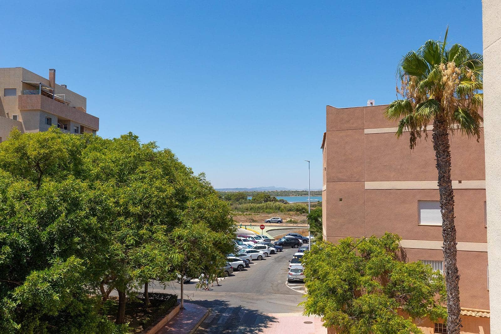 1 sovrum Lägenhet till salu i Torrevieja - 143 900 € (Ref: 9983439)