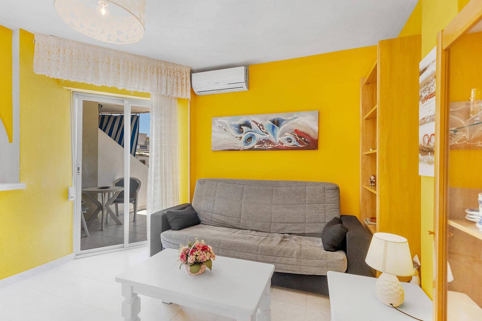 1 sovrum Lägenhet till salu i Torrevieja - 143 900 € (Ref: 9983439)