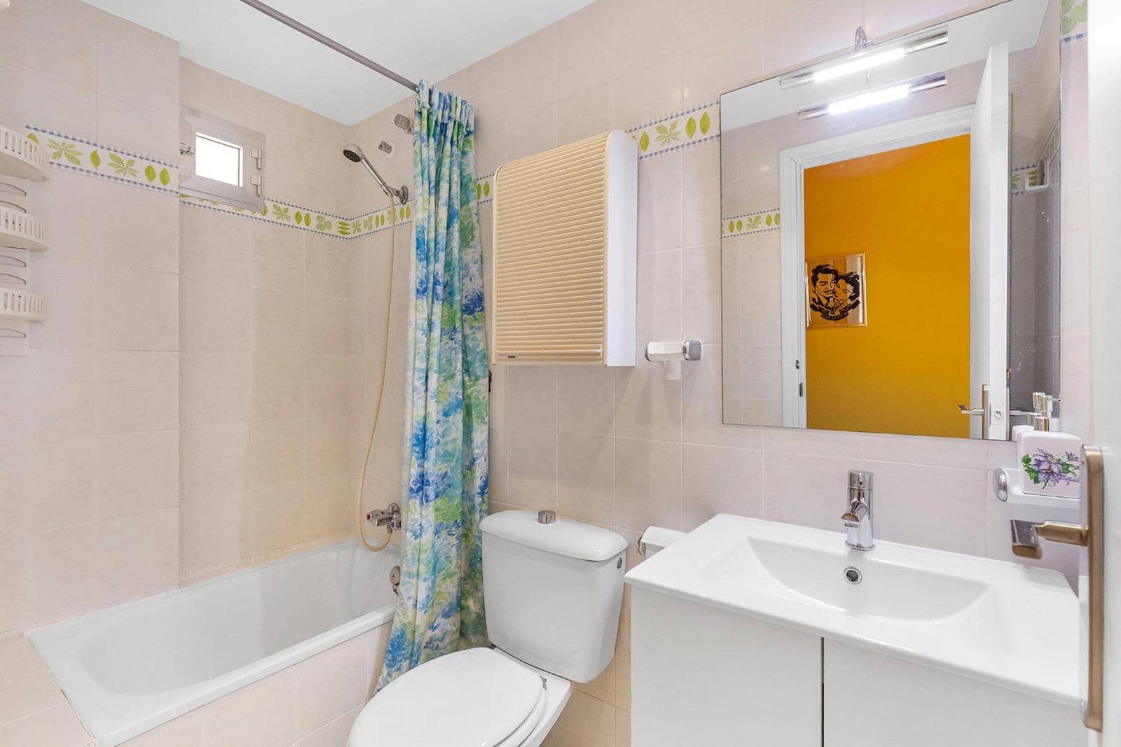 1 sovrum Lägenhet till salu i Torrevieja - 143 900 € (Ref: 9983439)