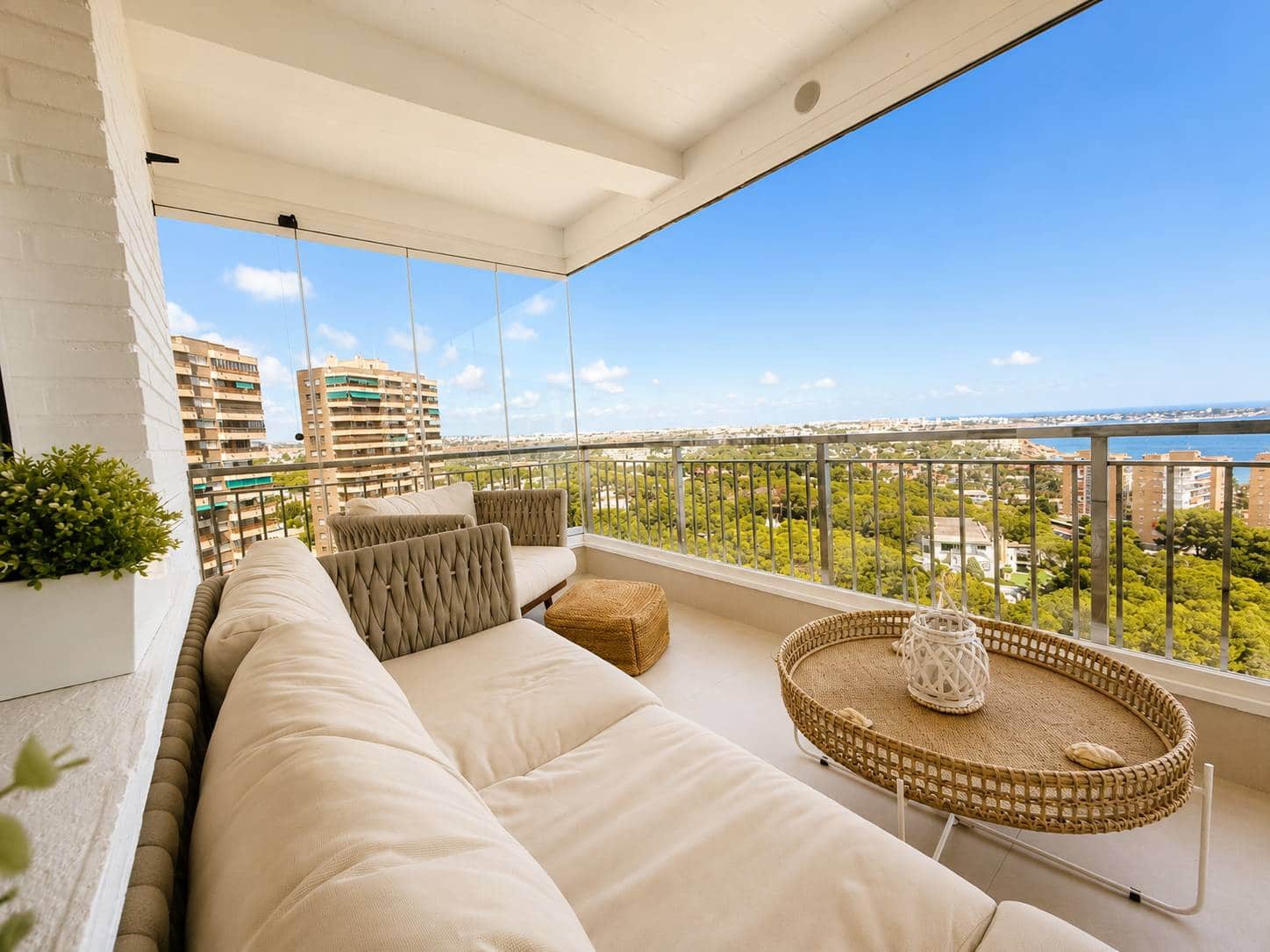 3 makuuhuone Huoneisto myytävänä paikassa Orihuela Costa - 475 000 € (Ref: 9983462)