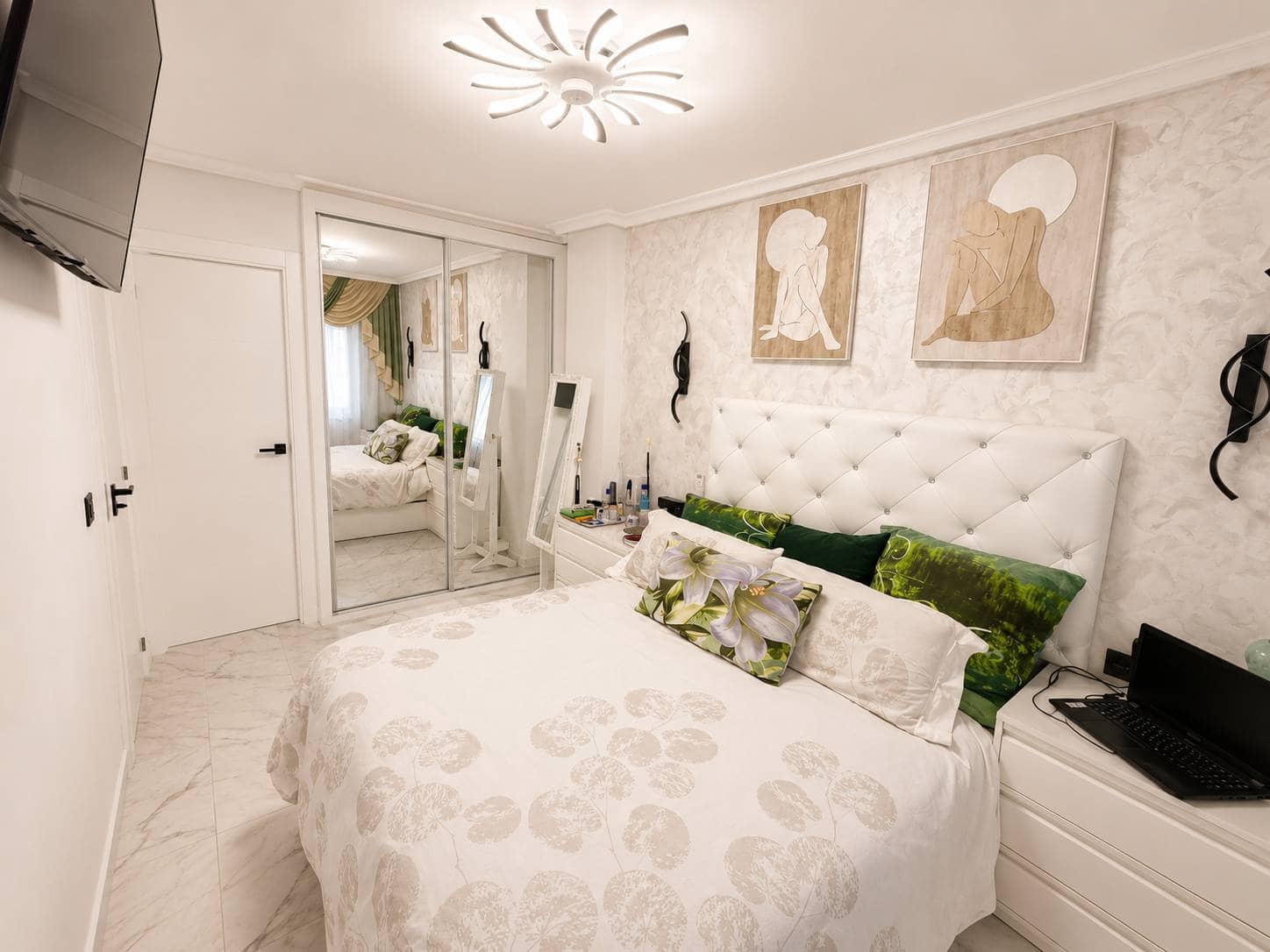 4 quarto Apartamento para venda em Torrevieja - 349 000 € (Ref: 9983464)