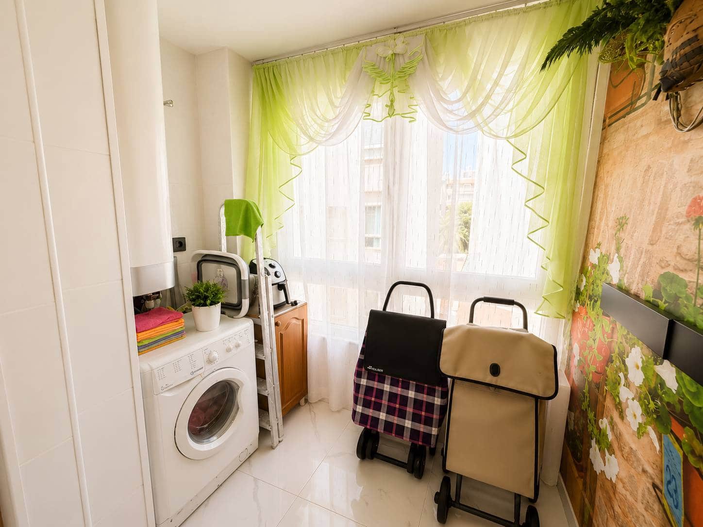 4 quarto Apartamento para venda em Torrevieja - 349 000 € (Ref: 9983464)