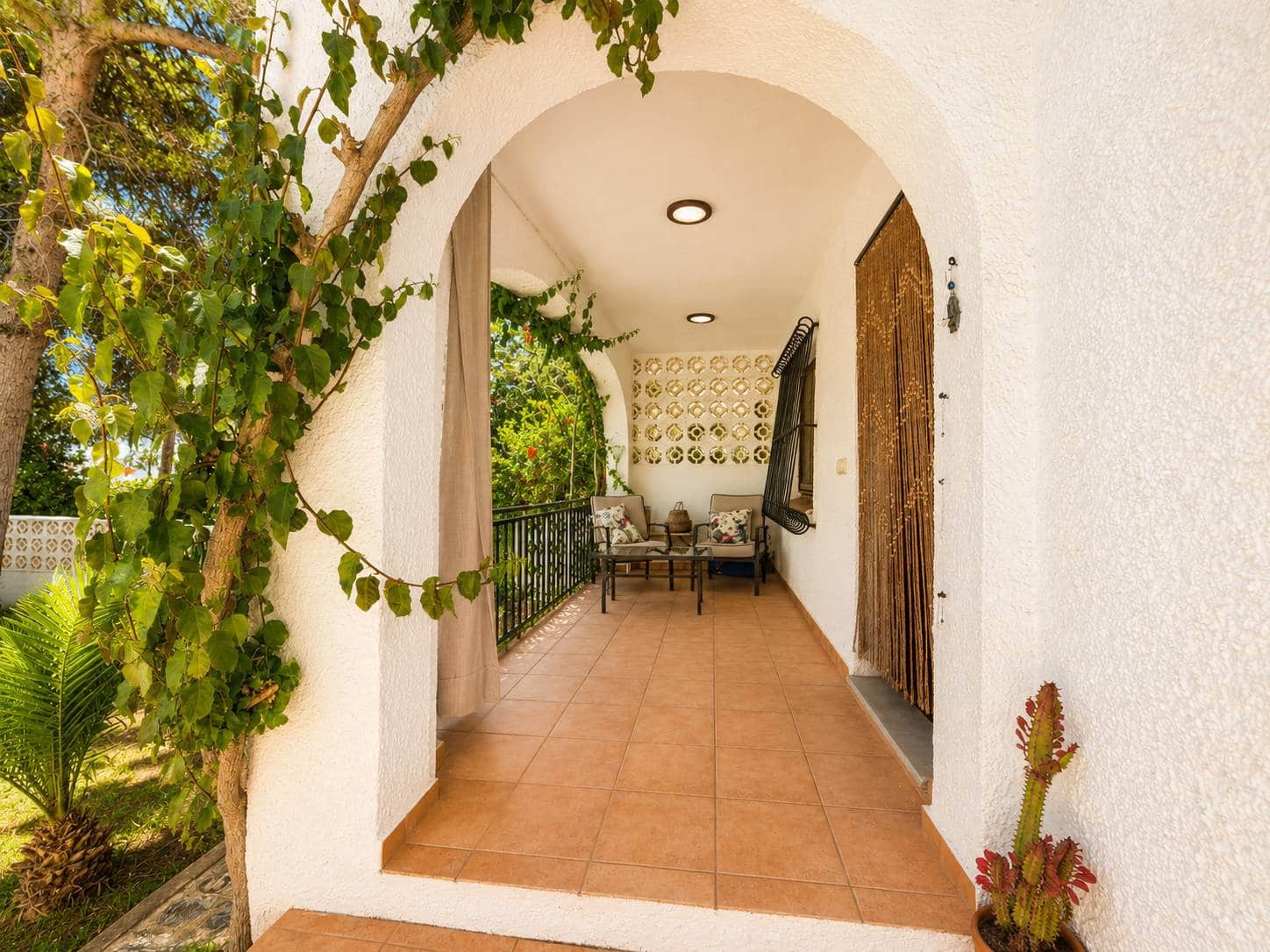 2 sovrum Villa till salu i Torrevieja - 348 000 € (Ref: 9983466)