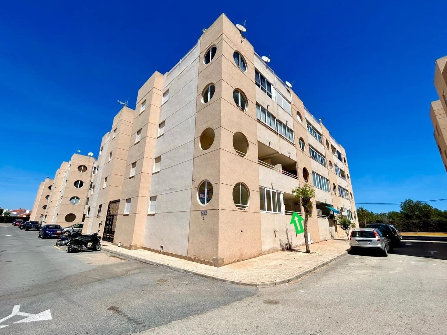 2 soverom Leilighet til salgs i Torrevieja - € 116 950 (Ref: 9983469)