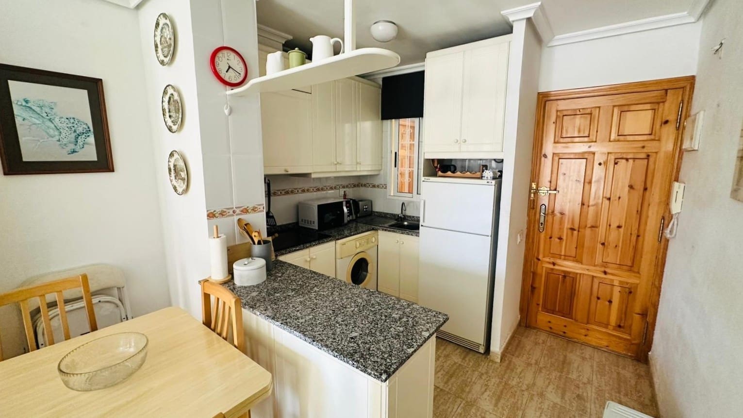 2 soverom Leilighet til salgs i Torrevieja - € 116 950 (Ref: 9983469)