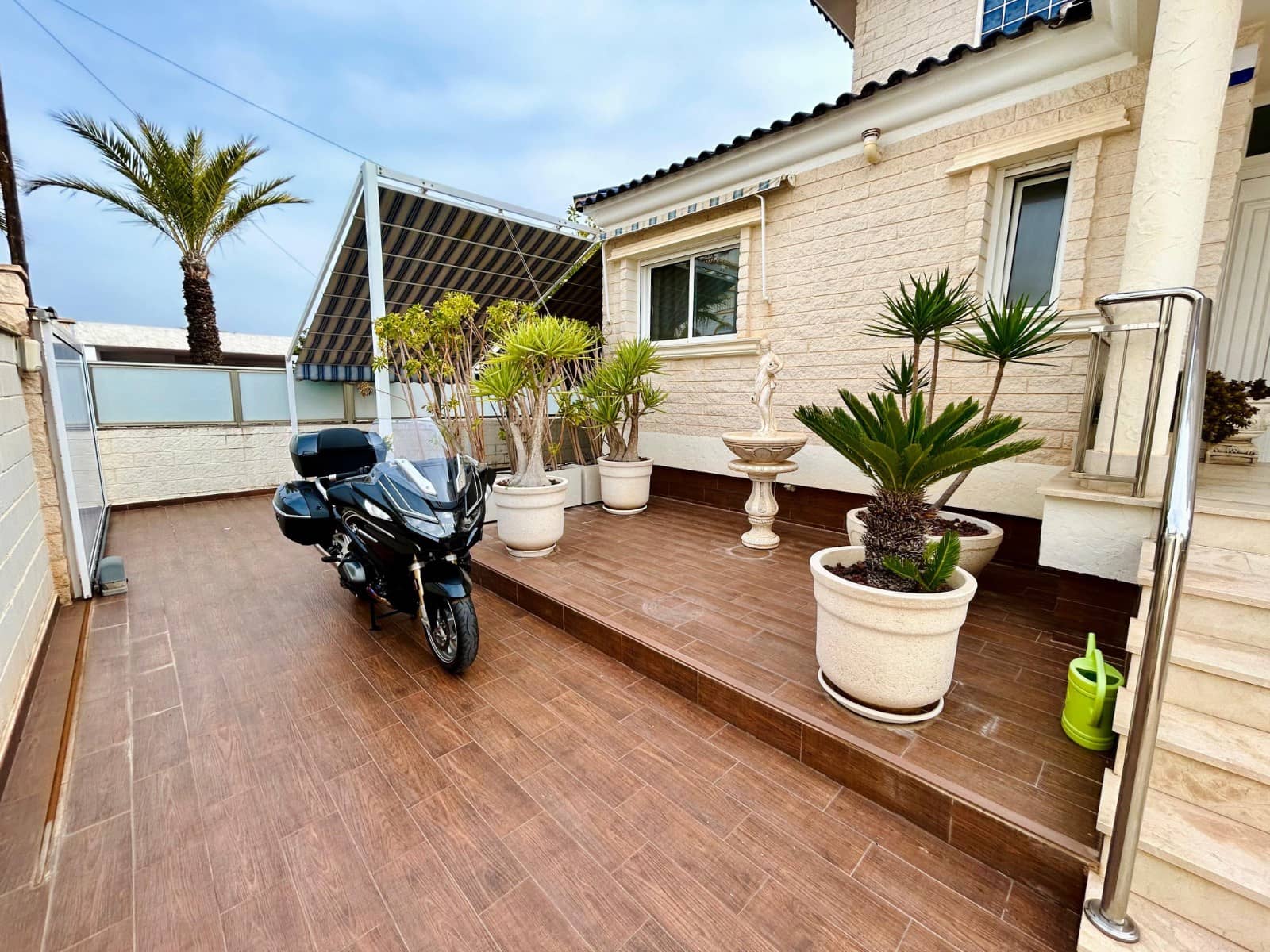 5 Zimmer Villa zu verkaufen in La Mata - 1.117.000 € (Ref: 9983470)