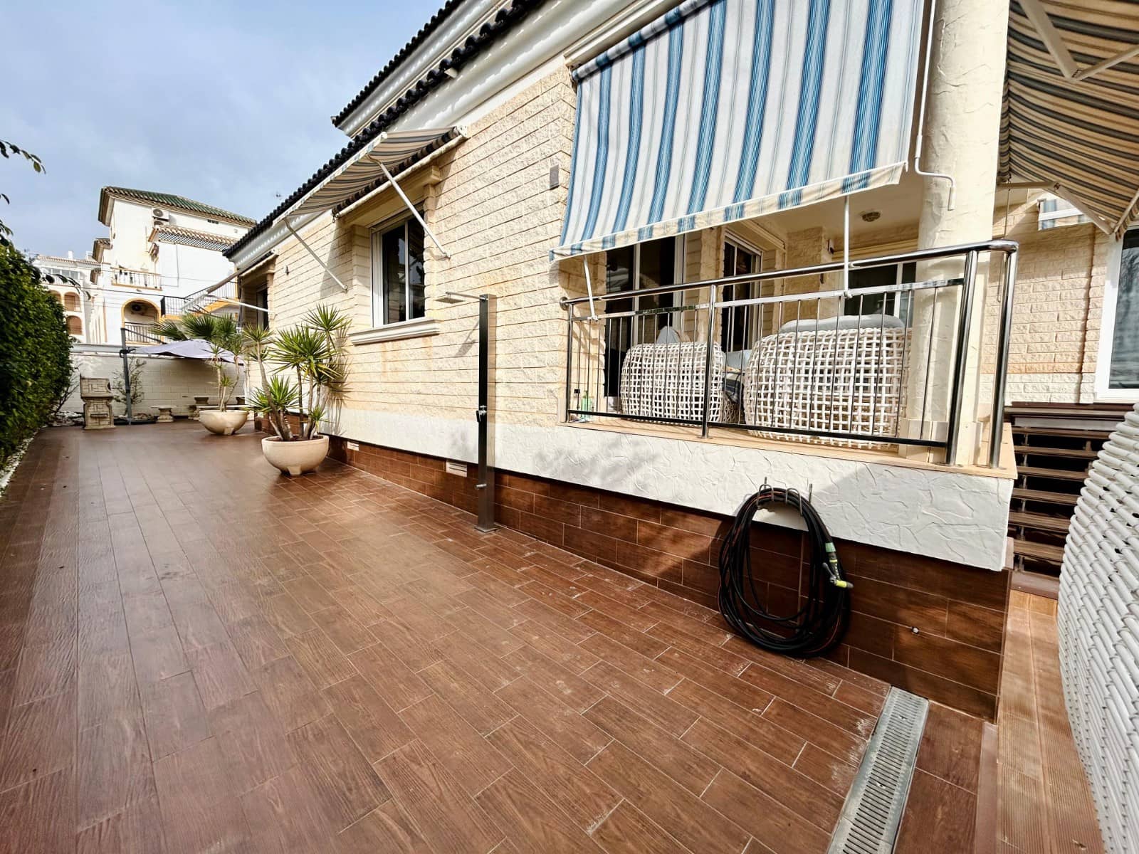 5 Zimmer Villa zu verkaufen in La Mata - 1.117.000 € (Ref: 9983470)