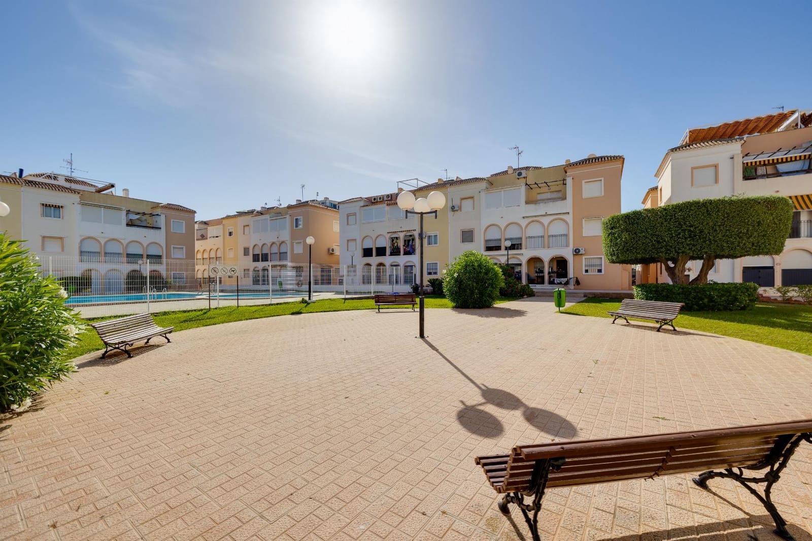 2 soveværelse Bungalow til salg i Torrevieja - € 149.900 (Ref: 9983471)