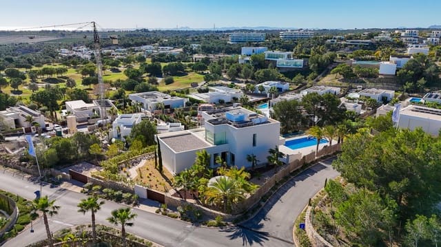 5 soveværelse Villa til salg i Las Colinas Golf, Orihuela - € 2.700.000 (Ref: 9983480)