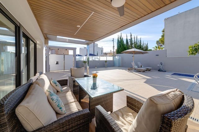 3 soveværelse Villa til salg i Los Frutales, Torrevieja - € 1.275.000 (Ref: 9983483)