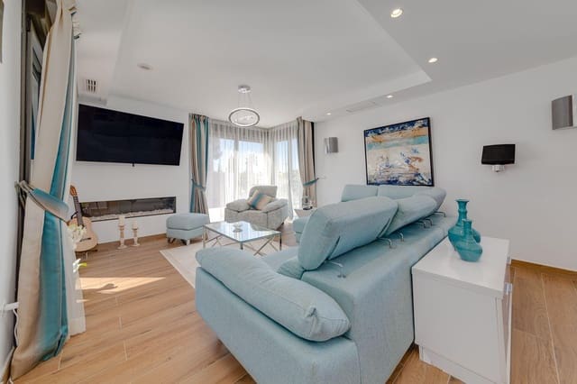3 soveværelse Villa til salg i Los Frutales, Torrevieja - € 1.275.000 (Ref: 9983483)