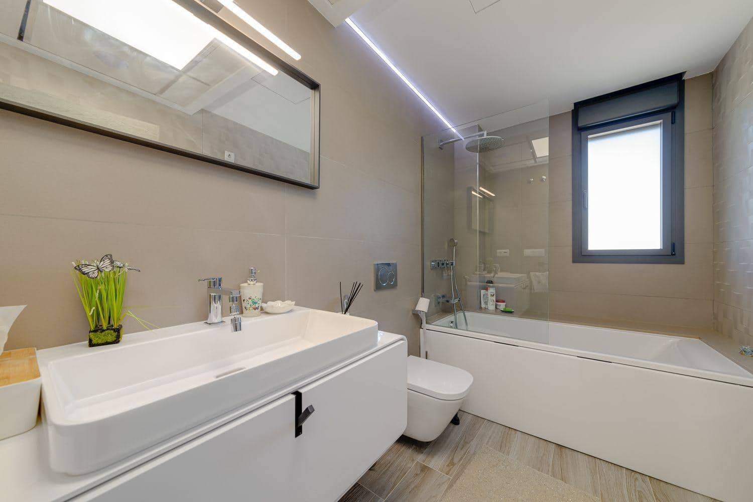 3 soveværelse Villa til salg i Torrevieja - € 1.275.000 (Ref: 9983483)