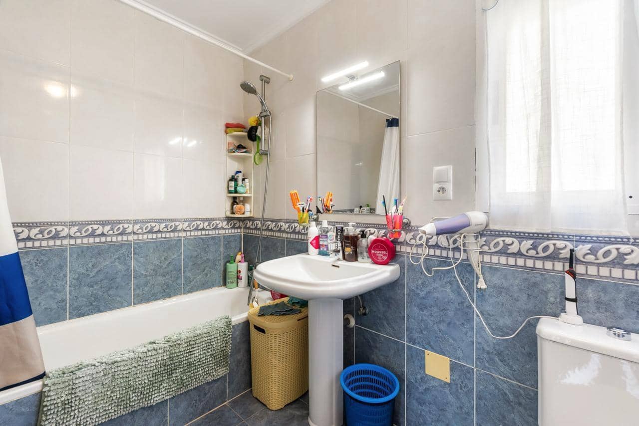 3 soverom Villa til salgs i Orihuela Costa - € 295 000 (Ref: 9983485)