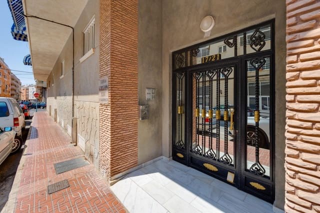 3 soveværelse Lejlighed til salg i Centro, Torrevieja - € 179.900 (Ref: 9983490)