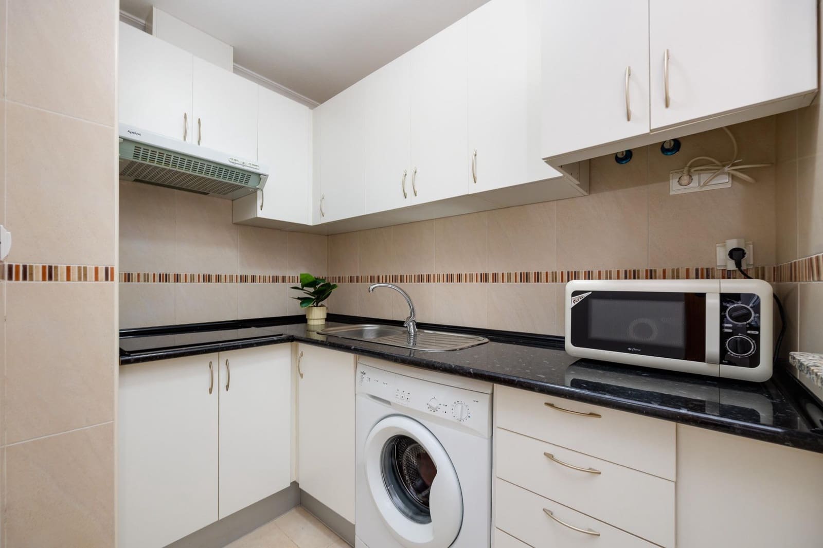 1 soveværelse Penthouse til salg i Torrevieja - € 140.000 (Ref: 9983492)