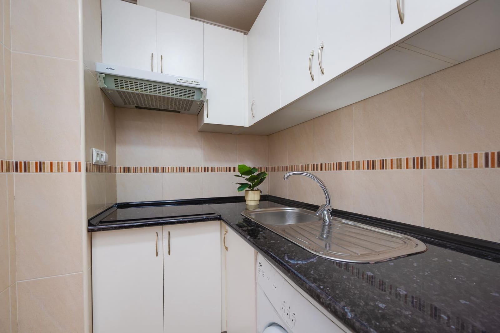 1 soveværelse Penthouse til salg i Torrevieja - € 140.000 (Ref: 9983492)