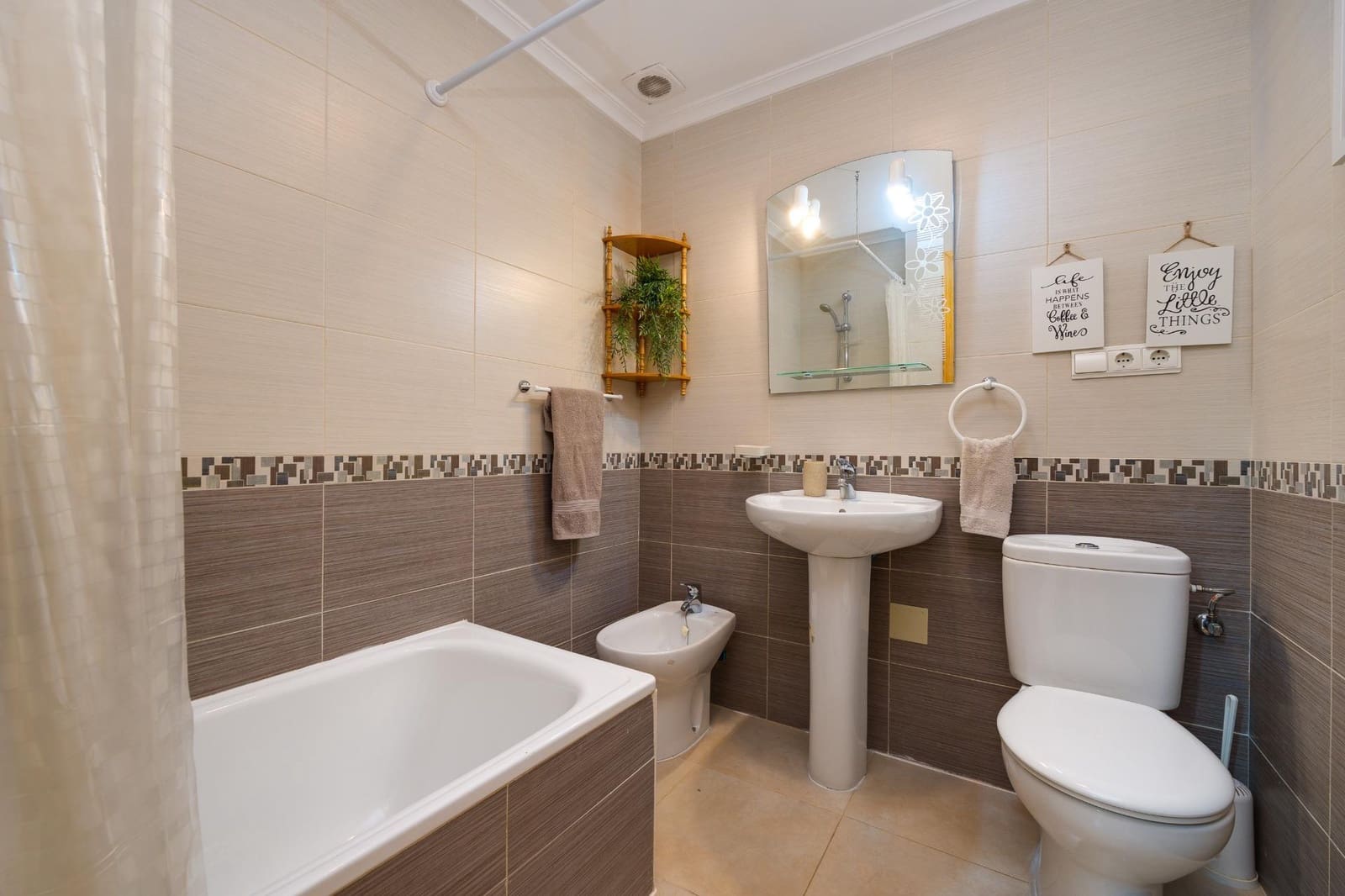 1 soveværelse Penthouse til salg i Torrevieja - € 140.000 (Ref: 9983492)