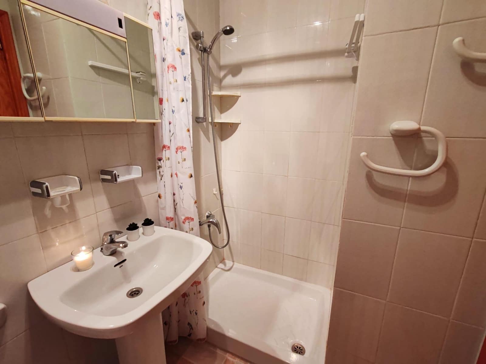 2 Zimmer Apartment zu verkaufen in Torrevieja - 124.900 € (Ref: 9983495)