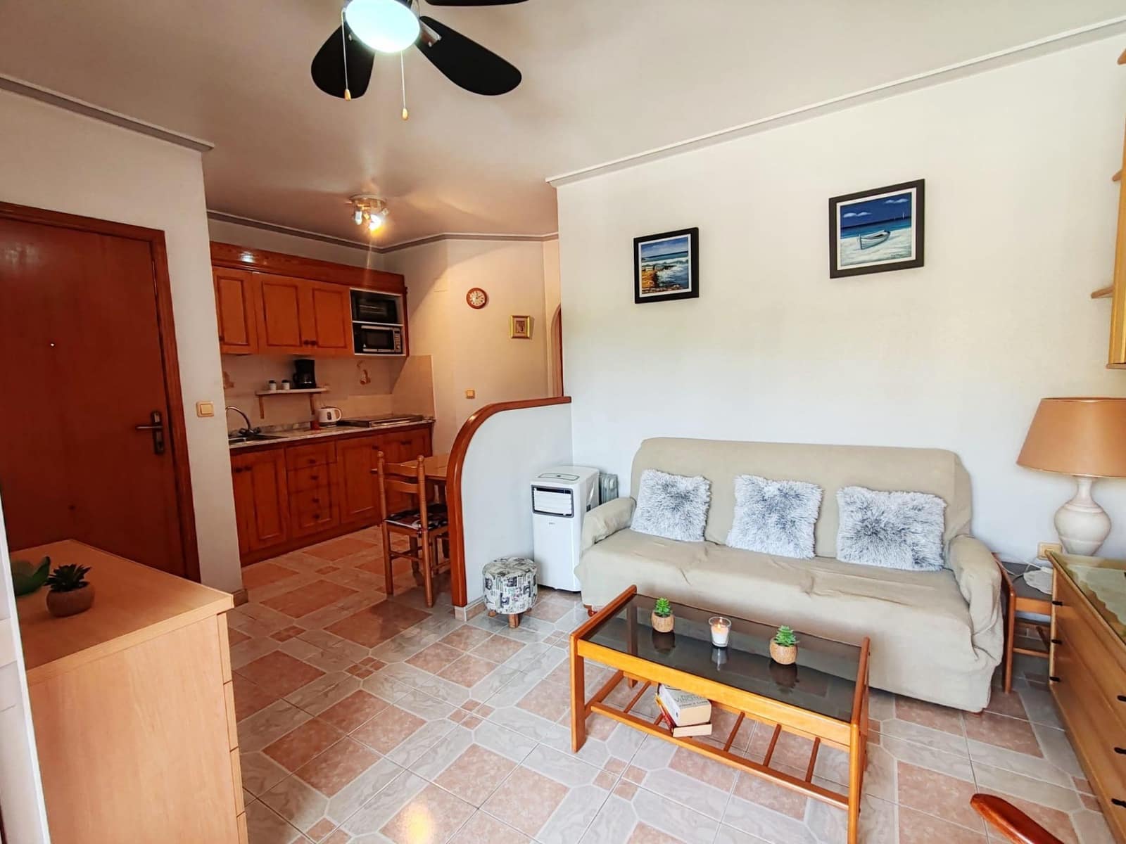 2 Zimmer Apartment zu verkaufen in Torrevieja - 124.900 € (Ref: 9983495)