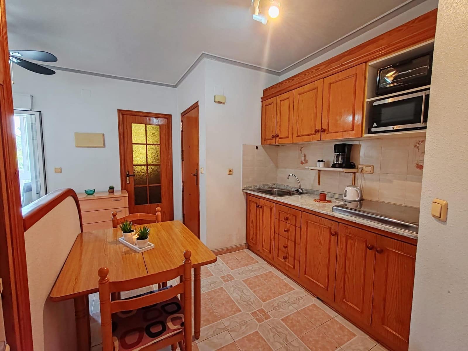 2 Zimmer Apartment zu verkaufen in Torrevieja - 124.900 € (Ref: 9983495)