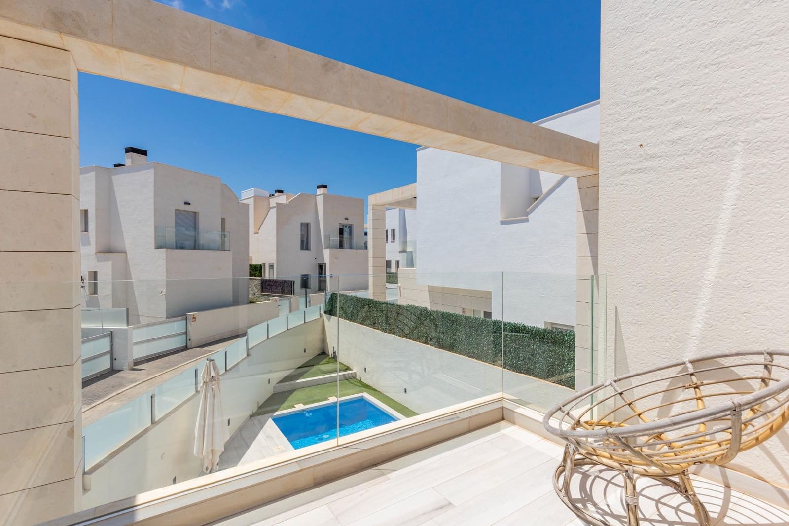 3 soveværelse Villa til salg i Orihuela Costa - € 590.000 (Ref: 9983497)