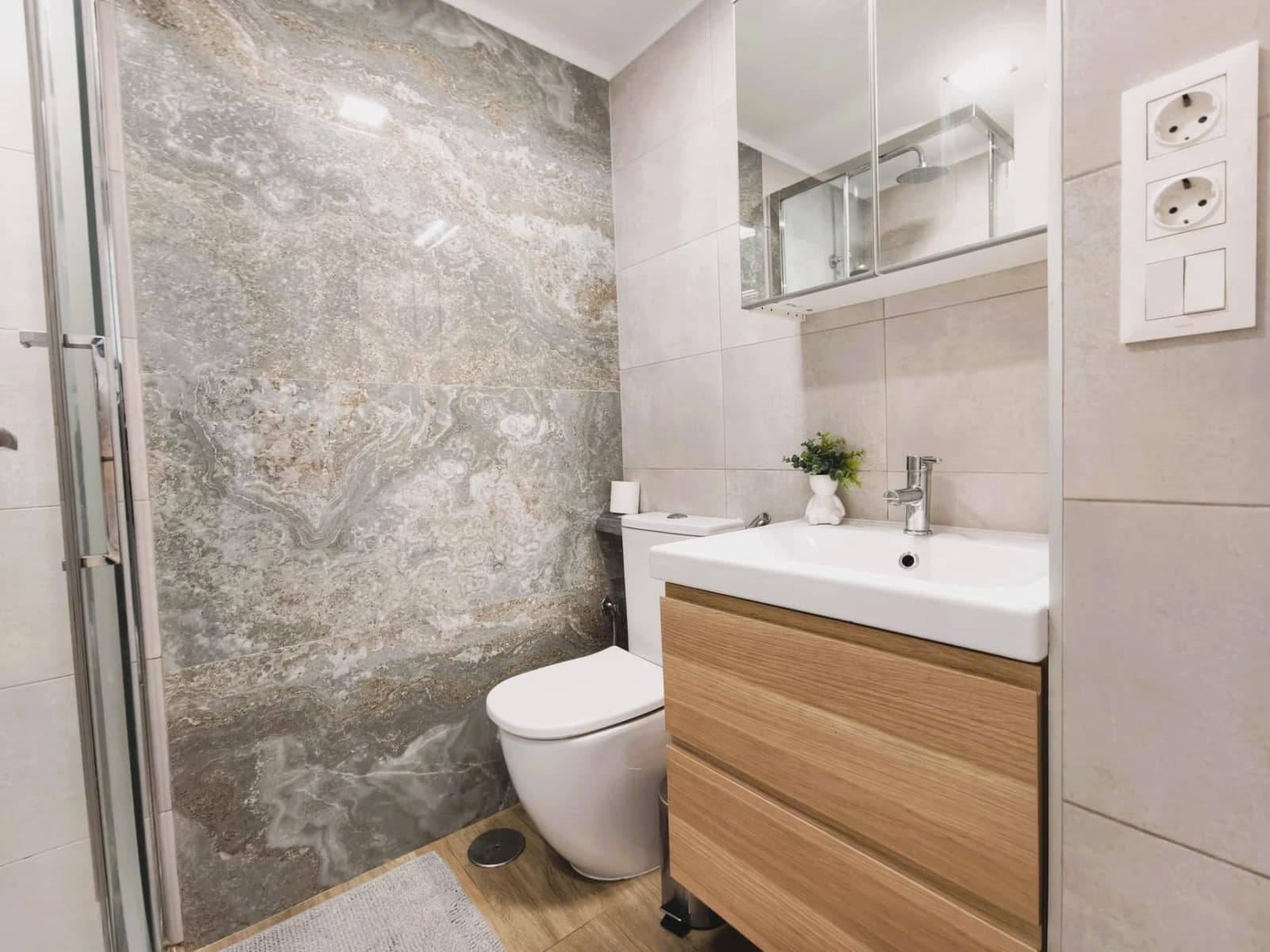 2 sovrum Lägenhet till salu i Torrevieja - 169 900 € (Ref: 9983498)