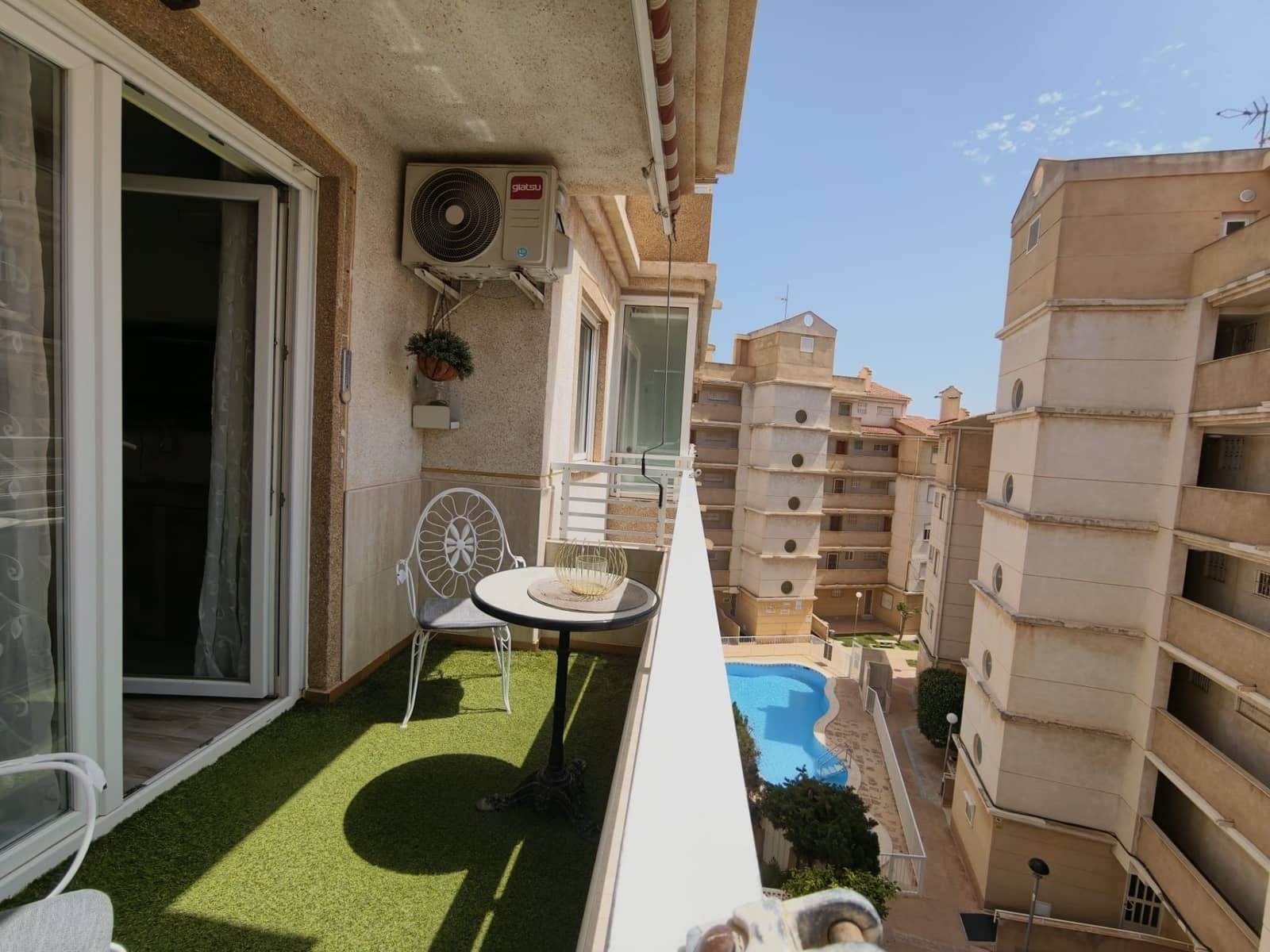 2 sovrum Lägenhet till salu i Torrevieja - 169 900 € (Ref: 9983498)