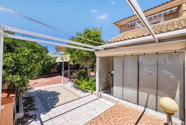 3 chambre Maison de Ville à vendre à Los Balcones - Los Altos, Torrevieja - 270 000 € (Ref: 9983501)