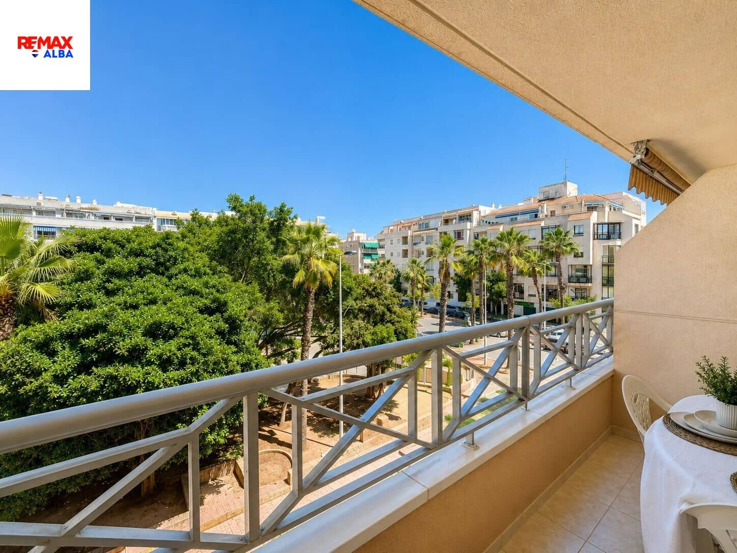 2 slaapkamer Appartement te koop in Torrevieja - € 179.500 (Ref: 9983506)