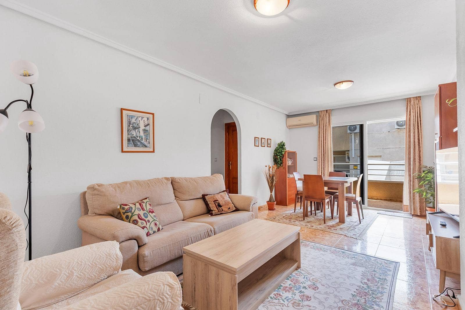 Ático de 3 habitaciones en Torrevieja en venta - 179.900 € (Ref: 9983508)