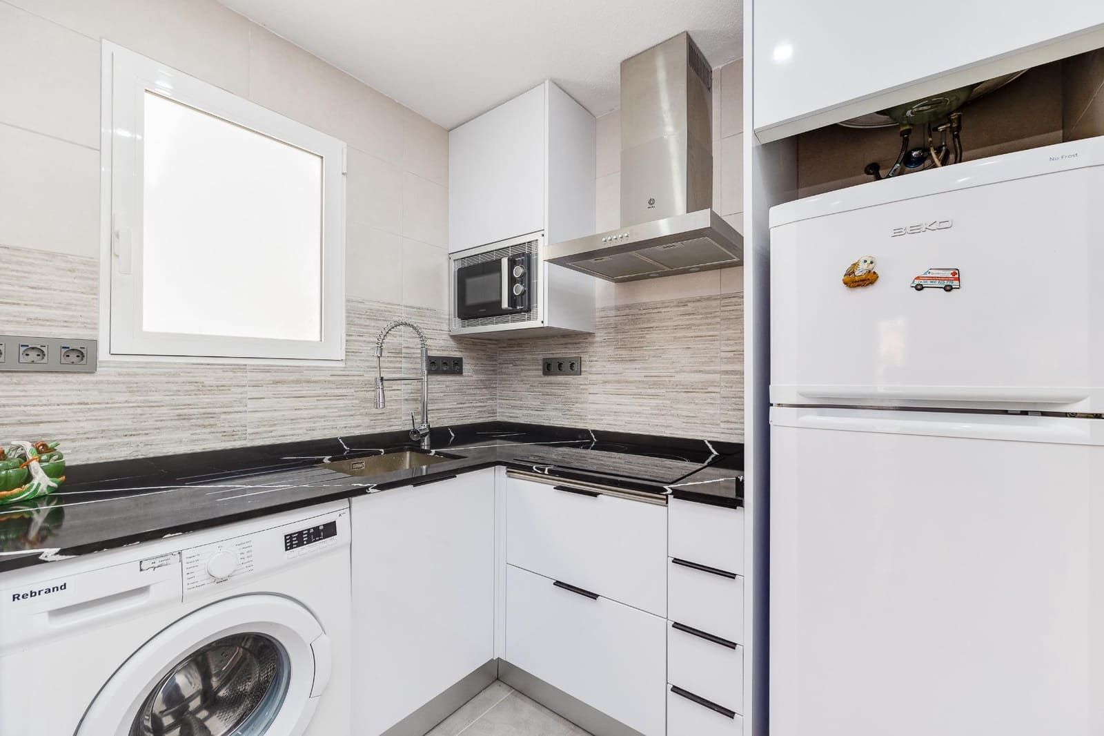 2 chambre Appartement à vendre à Torrevieja - 139 900 € (Ref: 9983509)