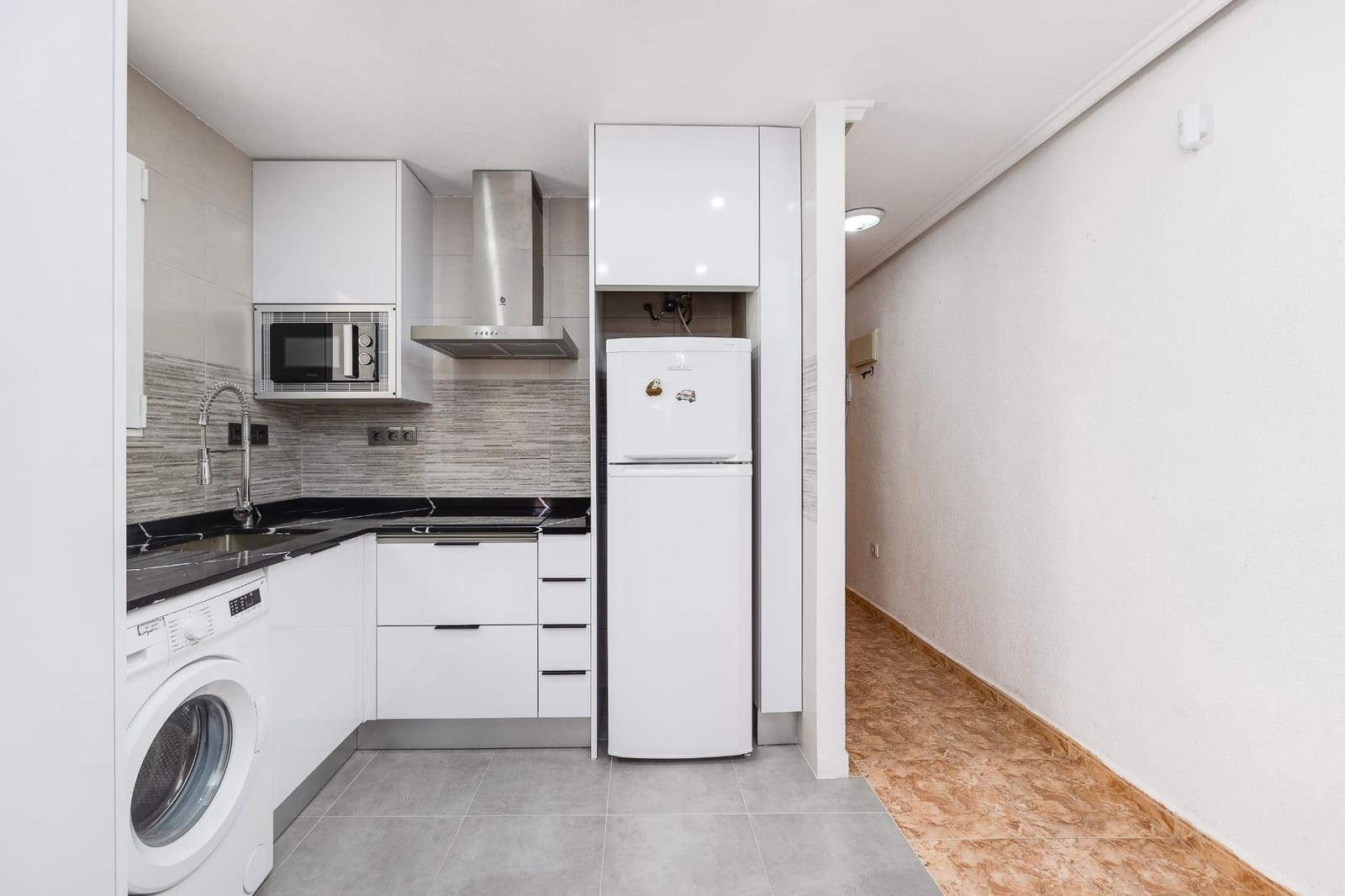 2 chambre Appartement à vendre à Torrevieja - 139 900 € (Ref: 9983509)