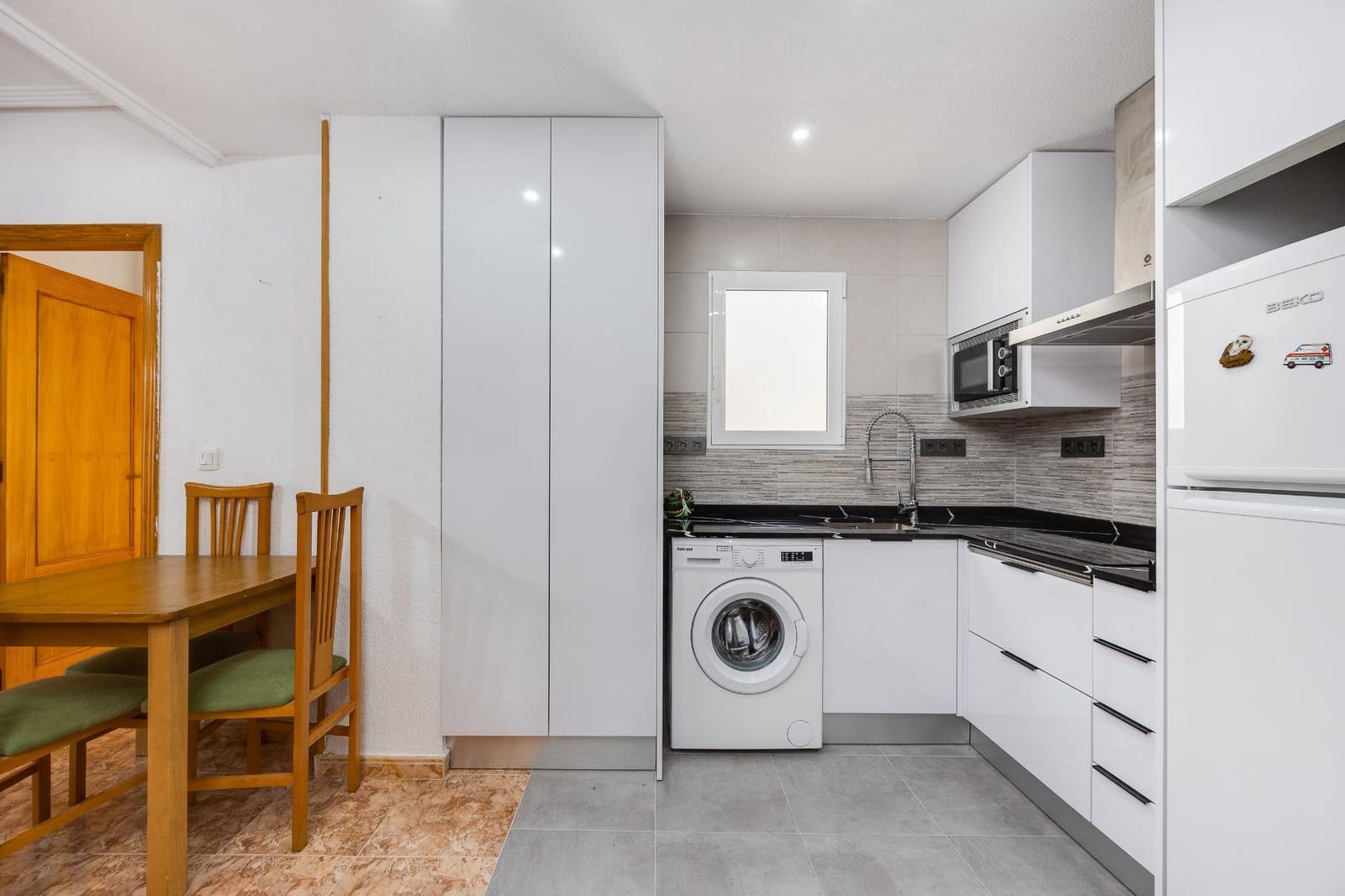 2 chambre Appartement à vendre à Torrevieja - 139 900 € (Ref: 9983509)